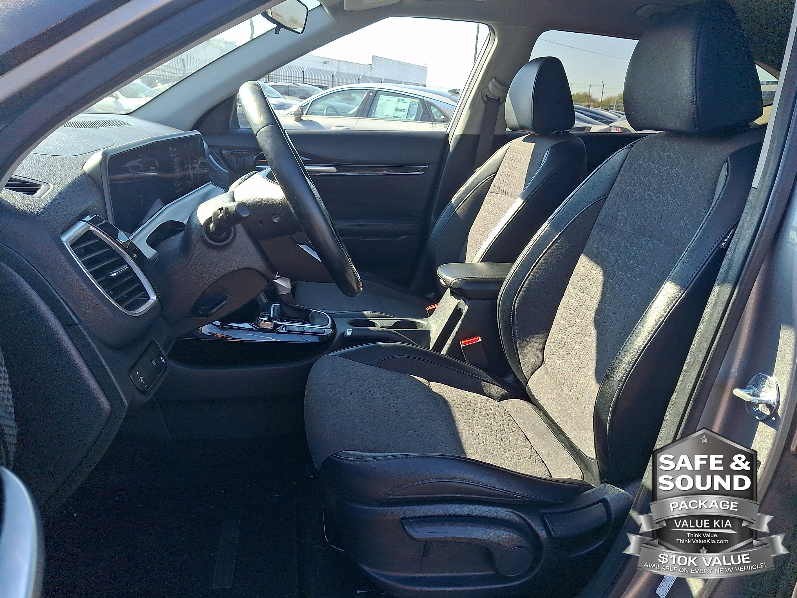 2024 Kia Seltos S - Photo 14