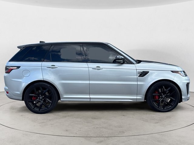 2019 Land Rover Range Rover Sport SVR photo 3