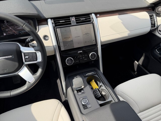 2024 Land Rover Discovery S - Photo 14