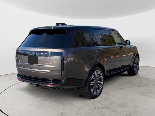 2026 Land Rover Range Rover SE