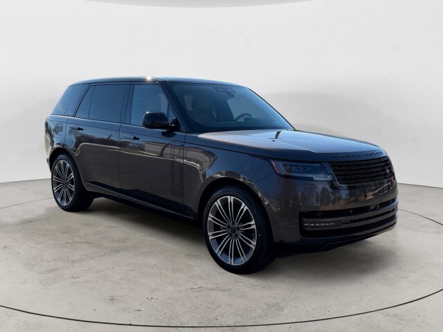 2026 Land Rover Range Rover SE
