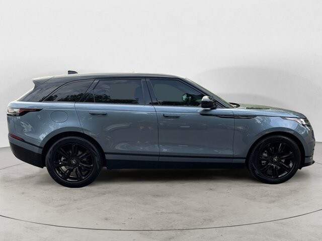 2022 Land Rover Range Rover Velar R-Dynamic S photo 3