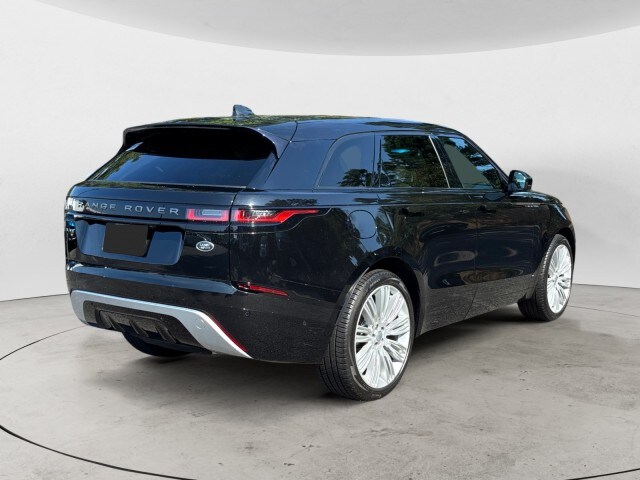 2021 Land Rover Range Rover Velar R-Dynamic S photo 4