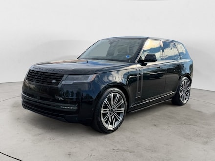2026 Land Rover Range Rover SE SUV