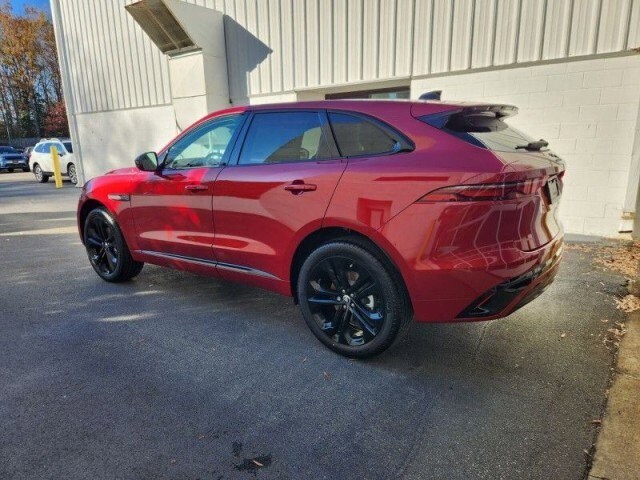 2024 Jaguar F-PACE P250 R-Dynamic S photo 3