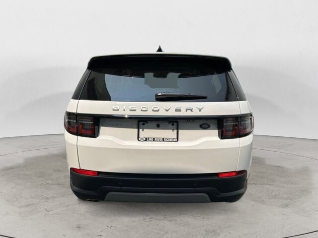 2023 Land Rover Discovery Sport SE photo 4
