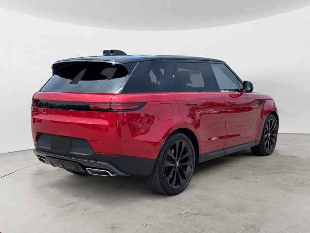 2025 Land Rover Range Rover Sport SE photo 4