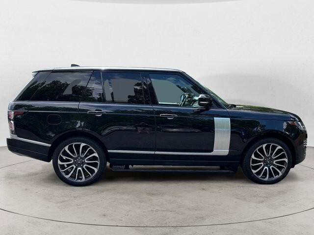 2022 Land Rover Range Rover Autobiography photo 3