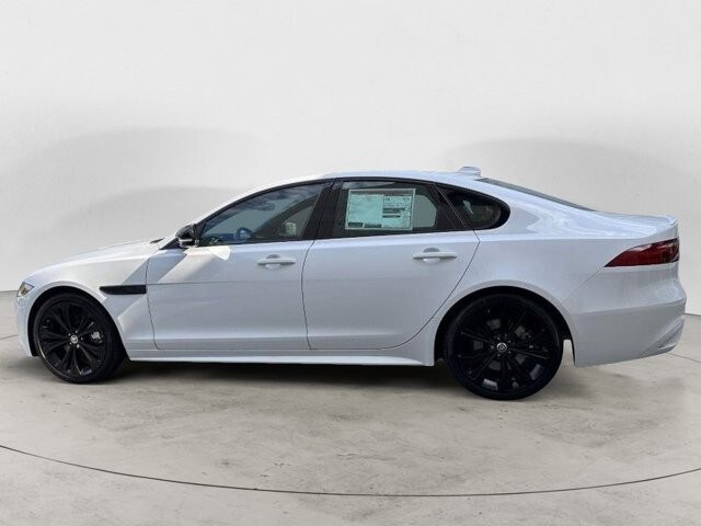 2024 Jaguar XF P300 R-Dynamic SE photo 2