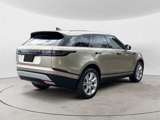 2026 Land Rover Range Rover Velar S photo 4