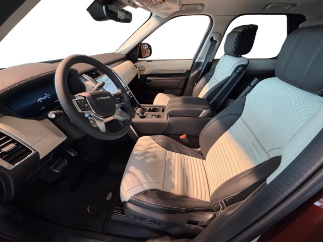 2026 Land Rover Discovery Gemini Edition - Photo 9