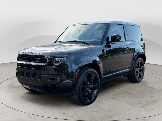 2026 Land Rover Defender 90 V8 SUV
