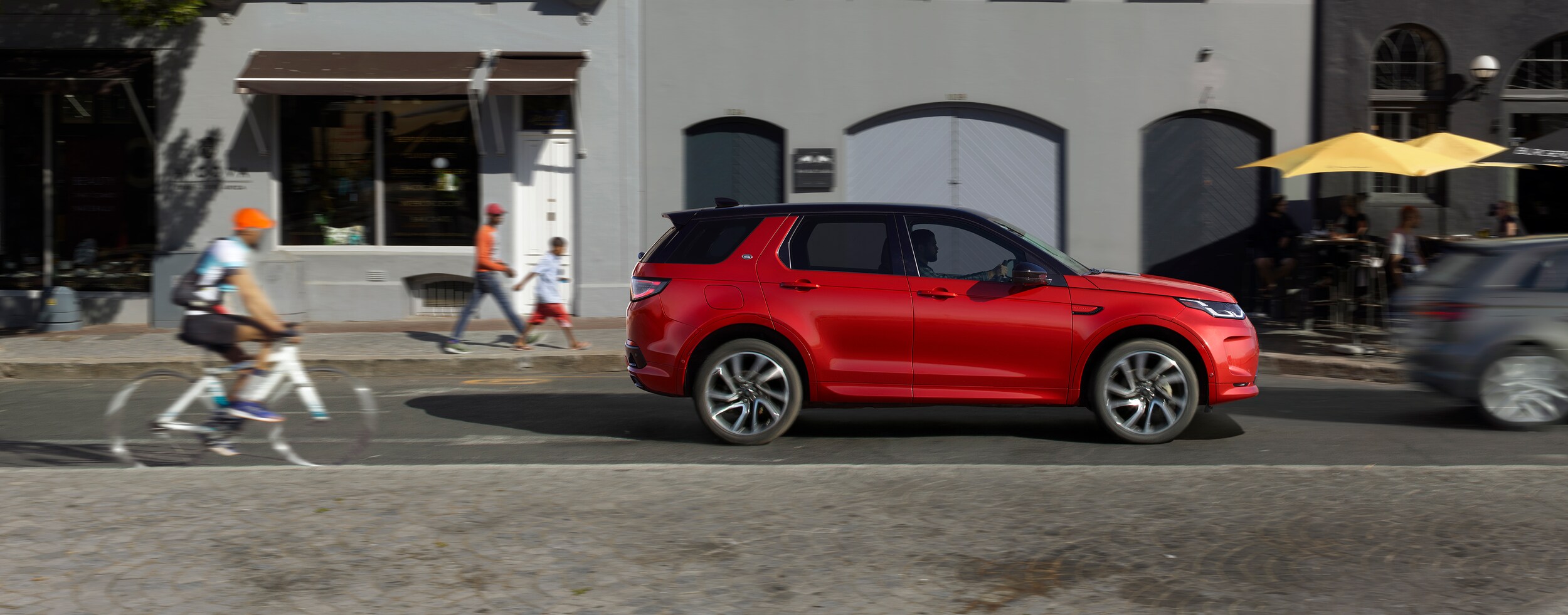 2025-LandRover-DiscoverySport-DynamicSE-SUV-L03.jpg