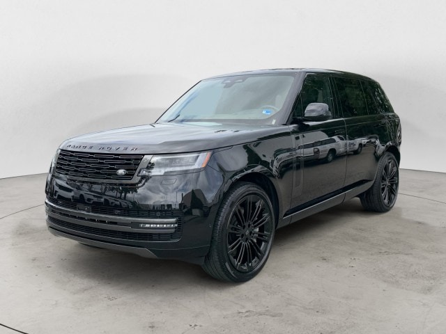 2027 Land Rover Range Rover SE LWB7 P530