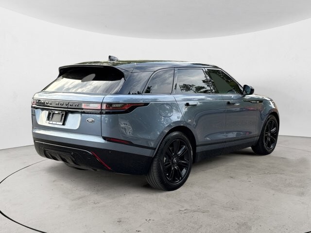 2022 Land Rover Range Rover Velar R-Dynamic S photo 4
