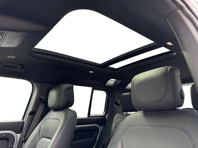 2022 Land Rover Defender XS Edition - Photo 12