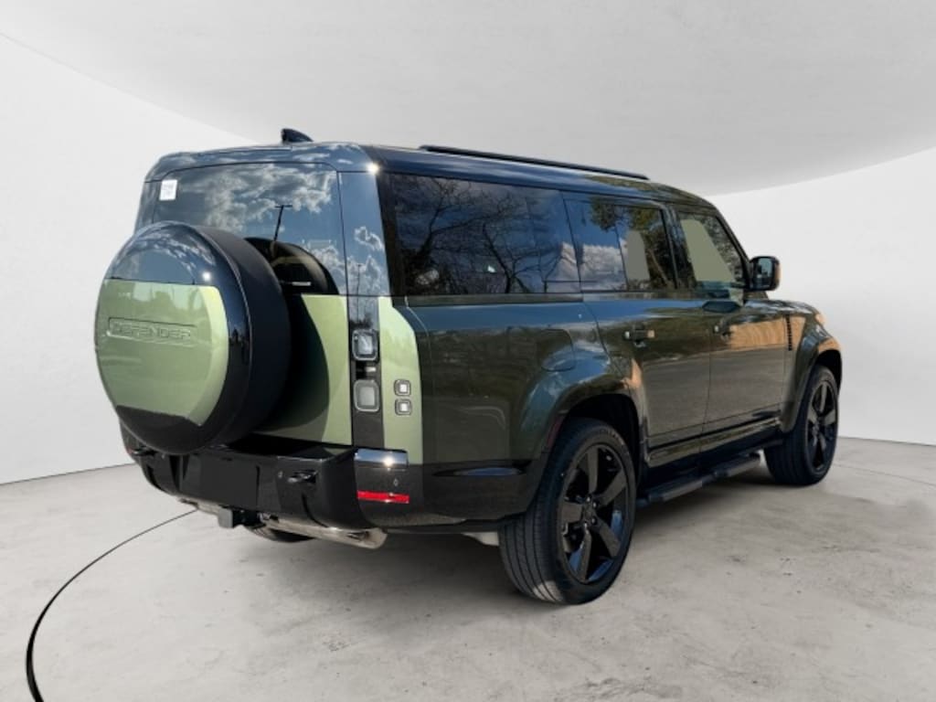 New 2026 Land Rover Defender 130 X-Dynamic SE SUV