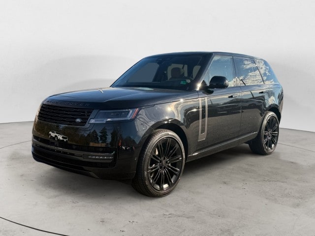 2026 Land Rover Range Rover SE's photo