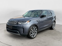 2024 Land Rover Discovery S SUV