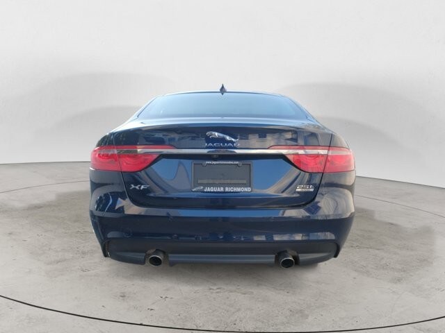 2020 Jaguar XF 25t Premium photo 4