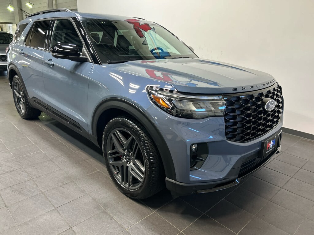 Used 2025 Ford Explorer ST SUV