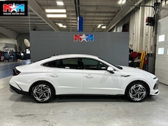 2026 Hyundai Sonata SEL Sport Sedan