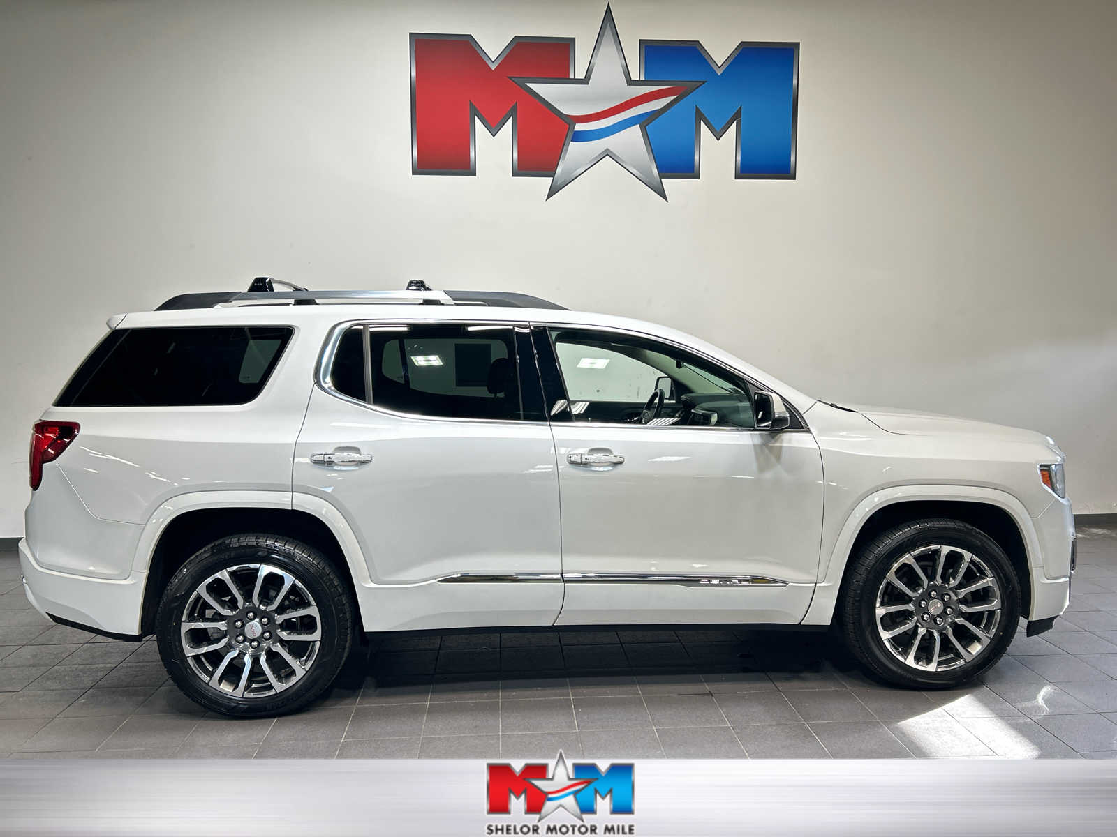 2020 GMC Acadia Denali
