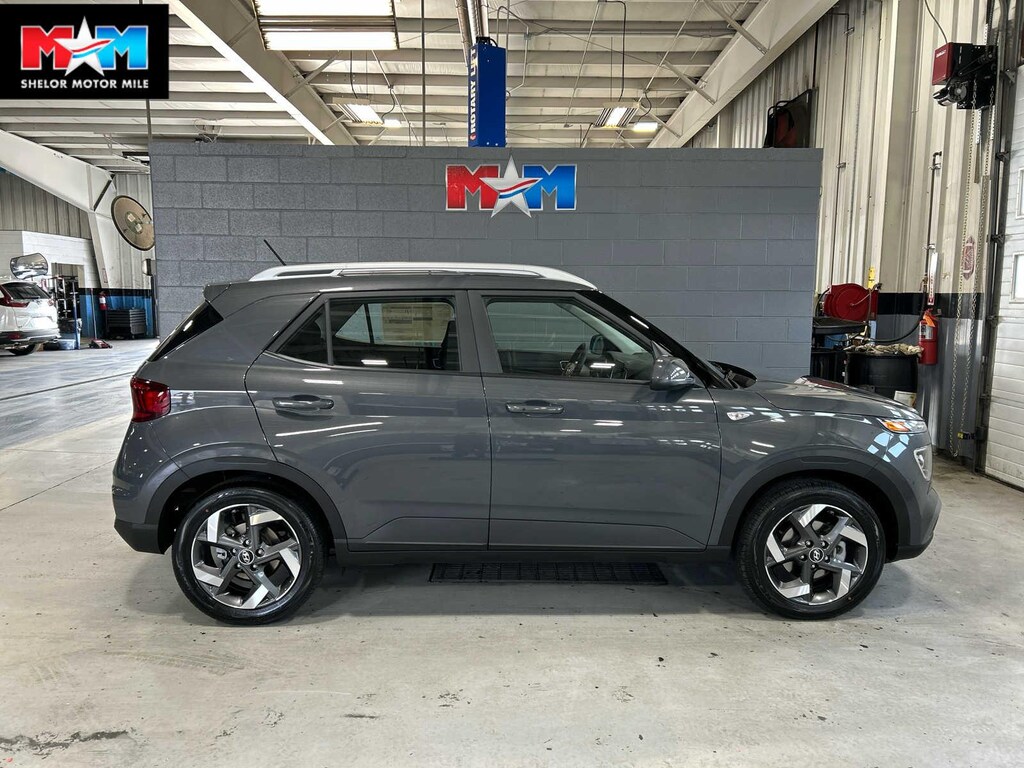 New 2026 Hyundai Venue SEL SUV