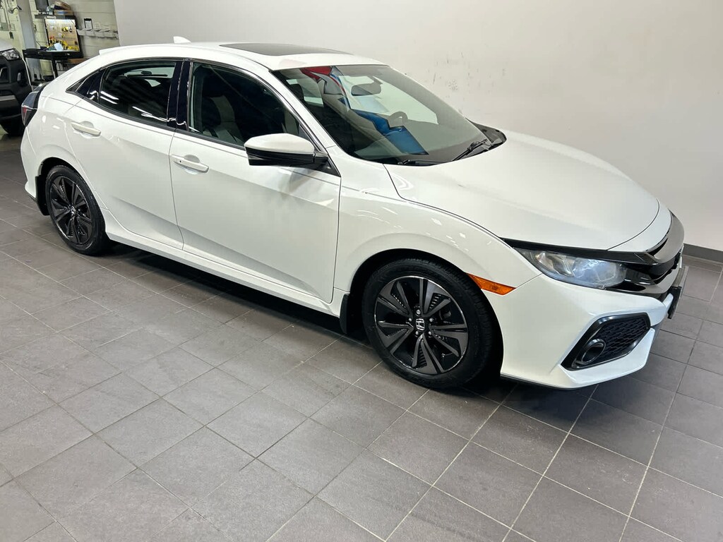 Used 2017 Honda Civic EX Hatchback