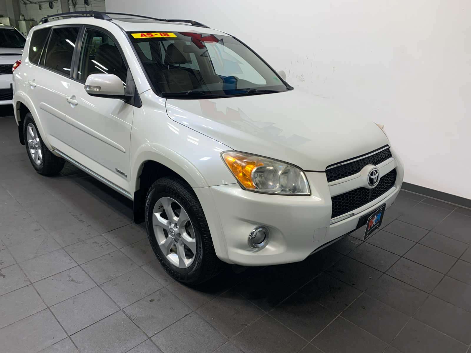 2010 Toyota RAV4 Limited photo 2