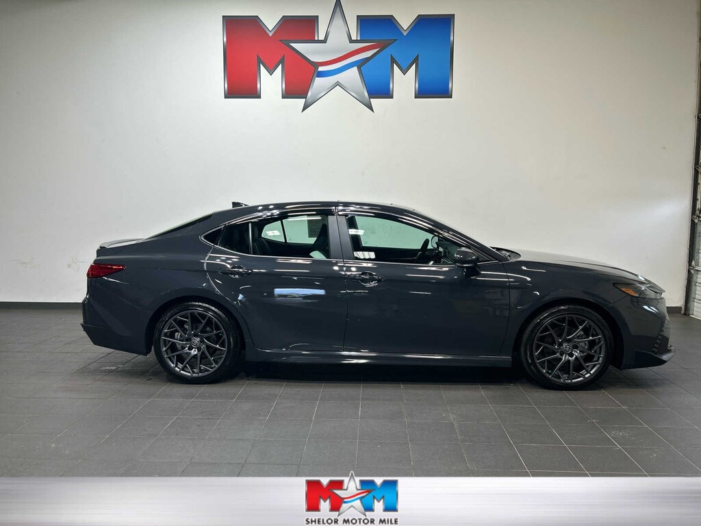 Used 2026 Toyota Camry SE Sedan