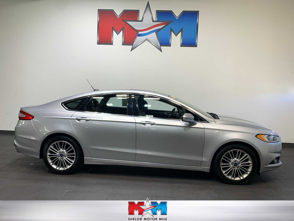 Used 2014 Ford Fusion SE Sedan