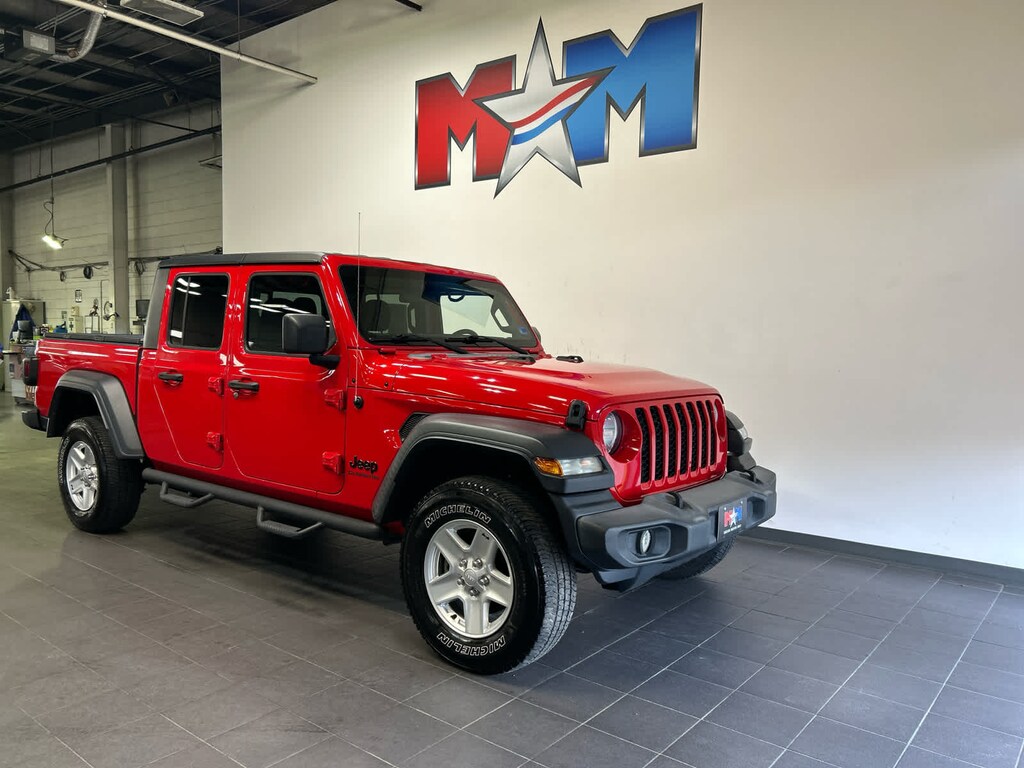 Used 2020 Jeep Gladiator Sport Truck Crew Cab