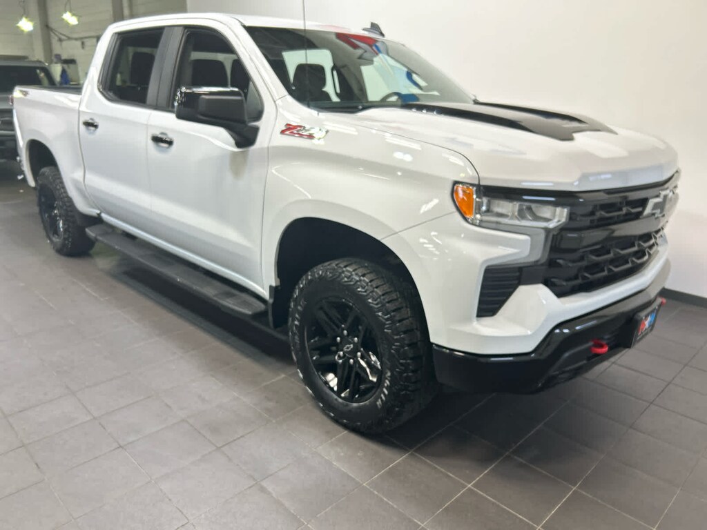 Used 2024 Chevrolet Silverado 1500 LT Trail Boss Truck Crew Cab