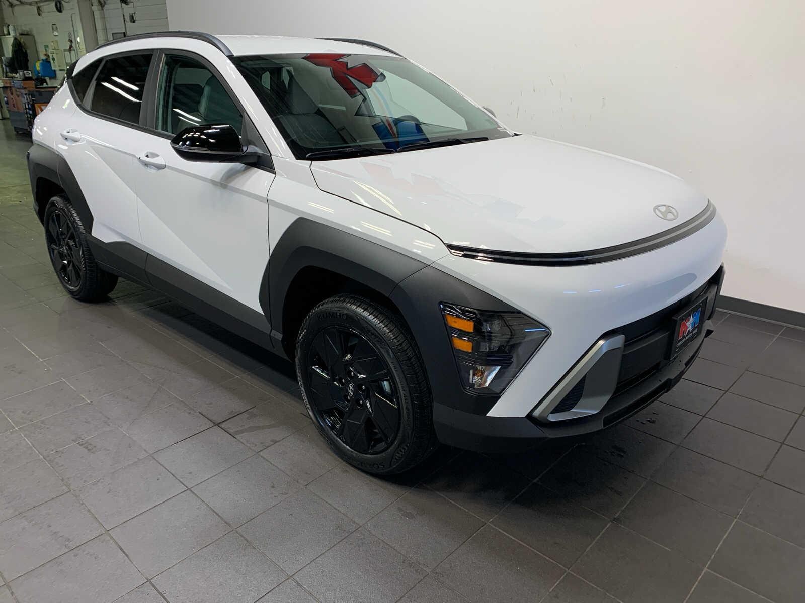 2026 Hyundai Kona SEL photo 2