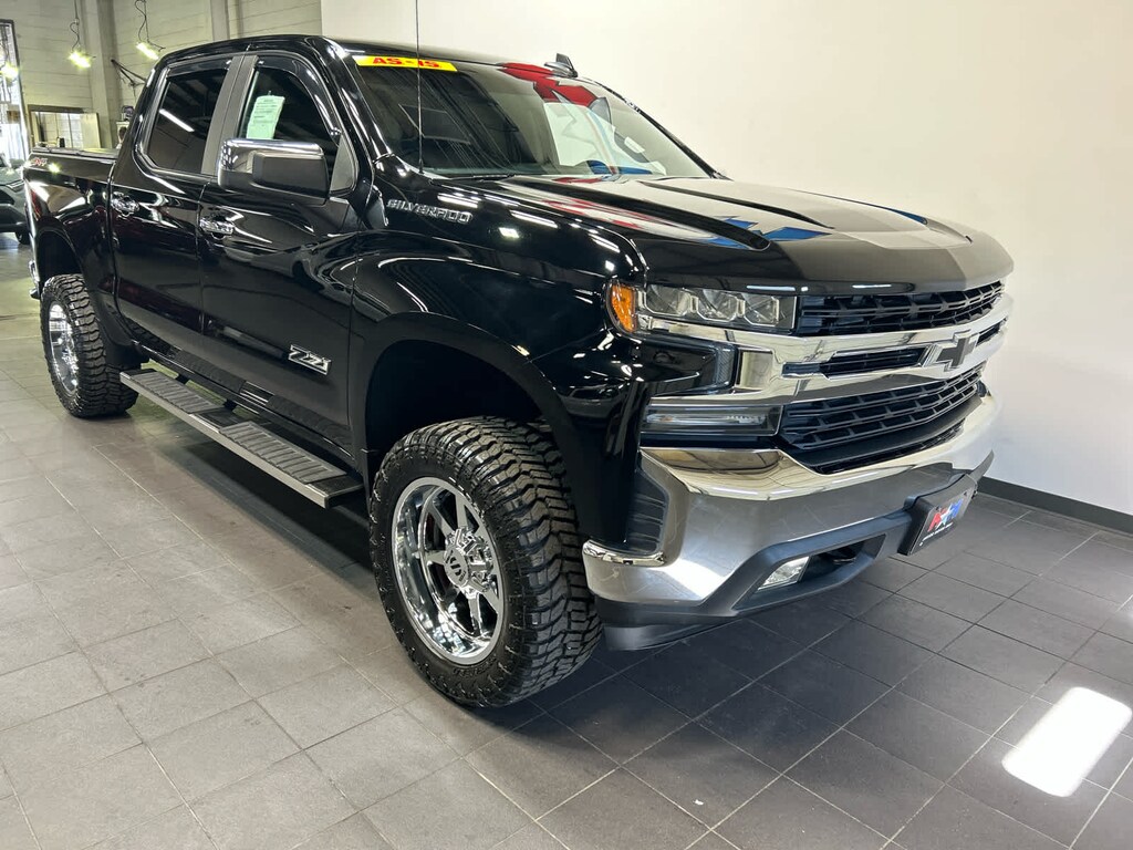 Used 2019 Chevrolet Silverado 1500 LT Truck Crew Cab