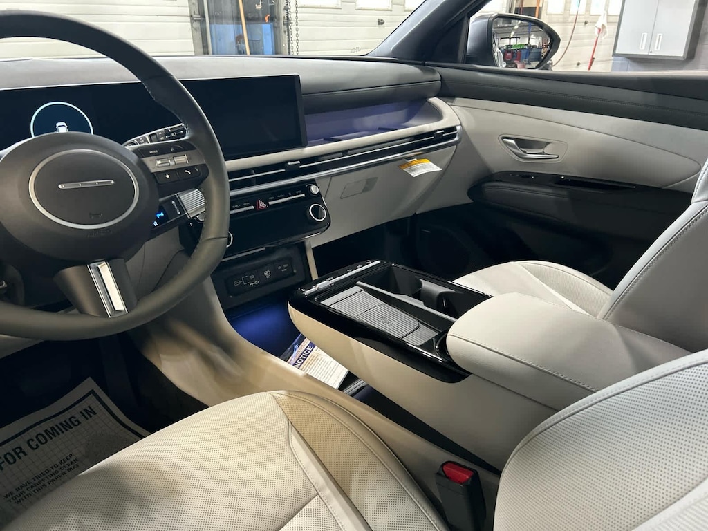 New 2026 Hyundai Tucson Hybrid Limited SUV