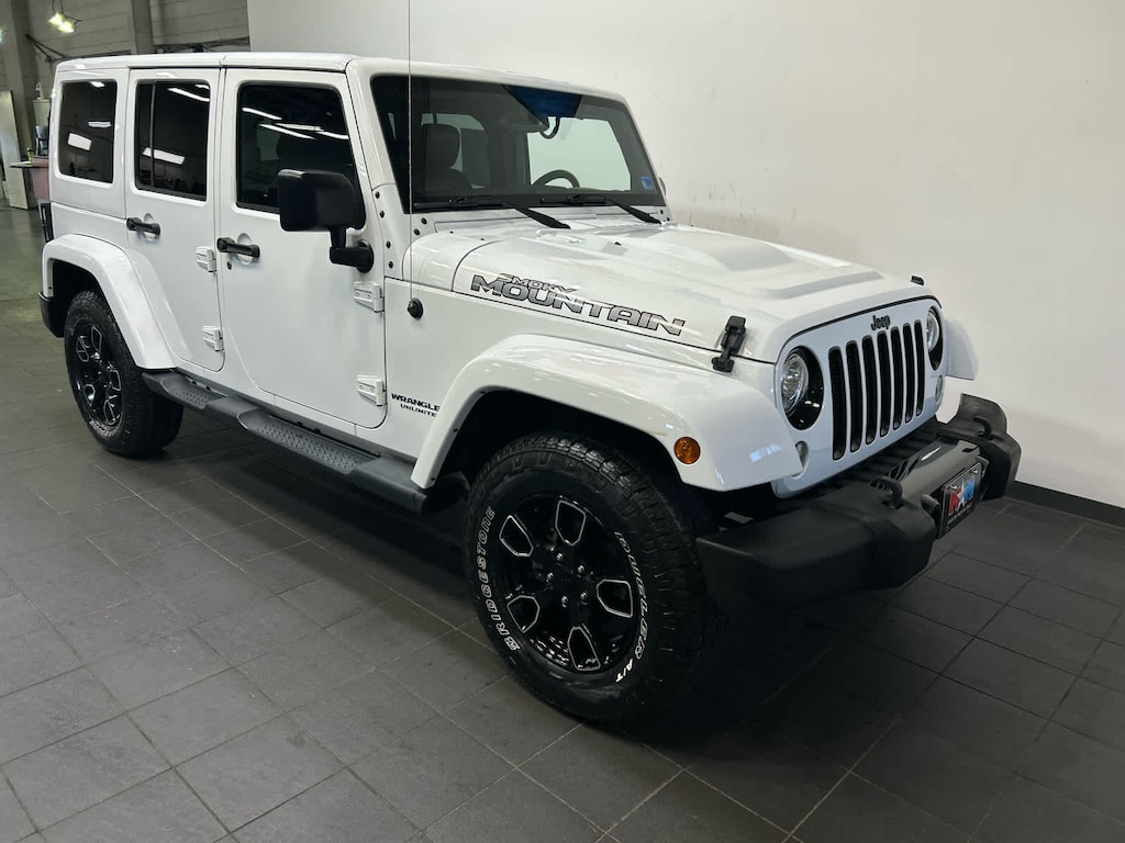 Used 2017 Jeep Wrangler JK Unlimited Sahara 4x4 SUV