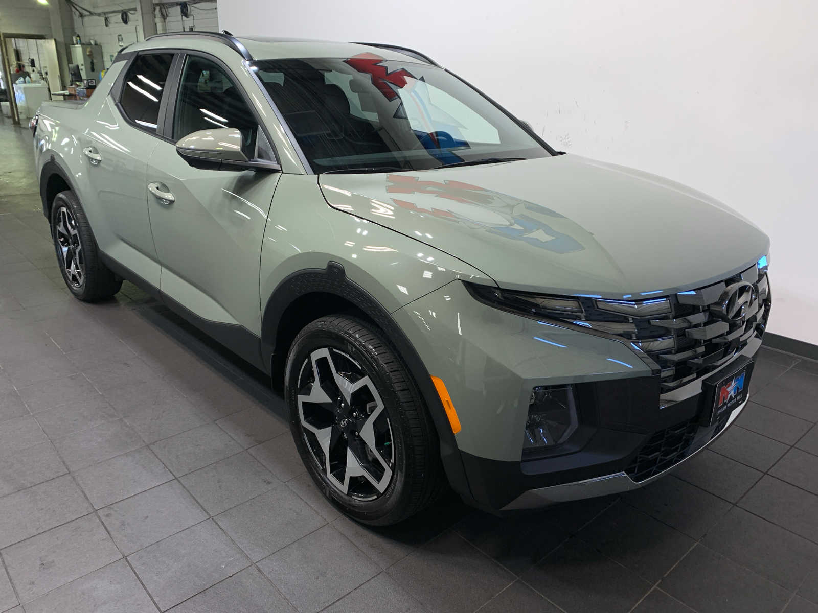 2024 Hyundai Santa Cruz Limited photo 2