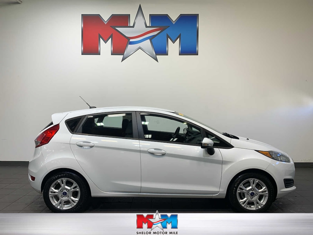Used 2014 Ford Fiesta SE Hatchback