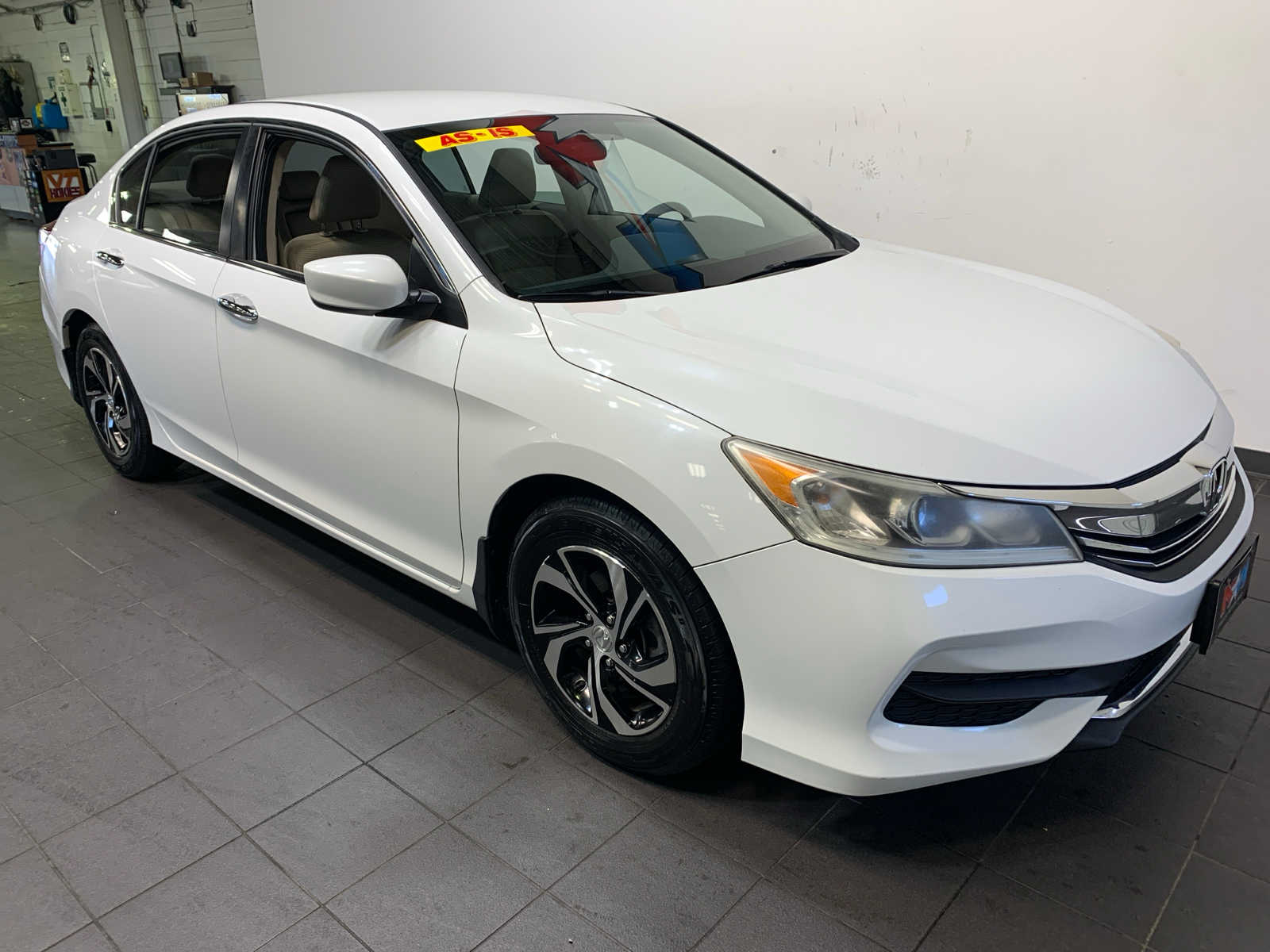 2016 Honda Accord LX photo 2