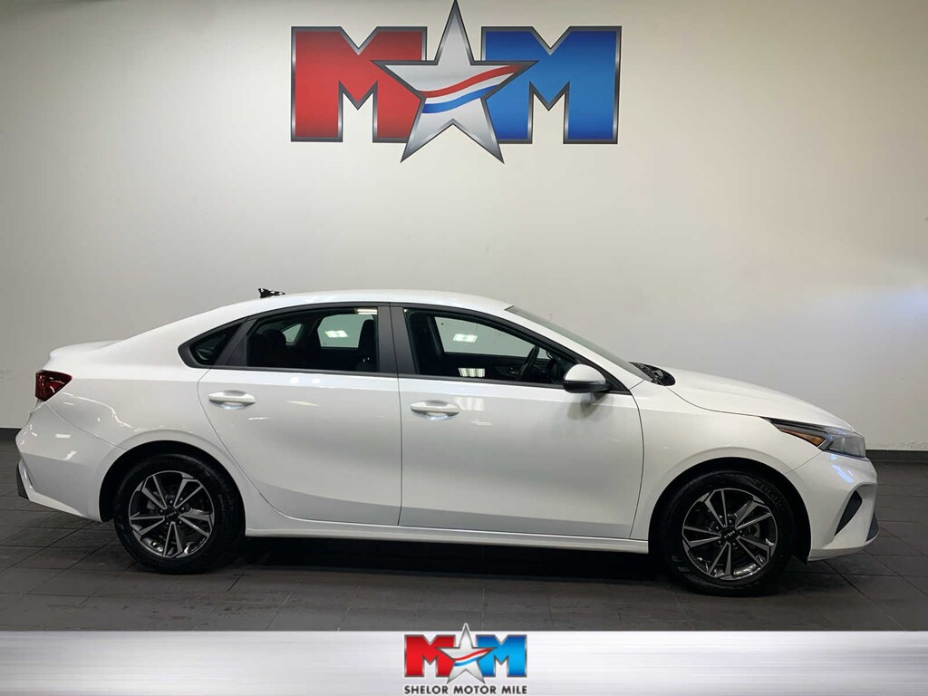 Used 2024 Kia Forte LXS Sedan