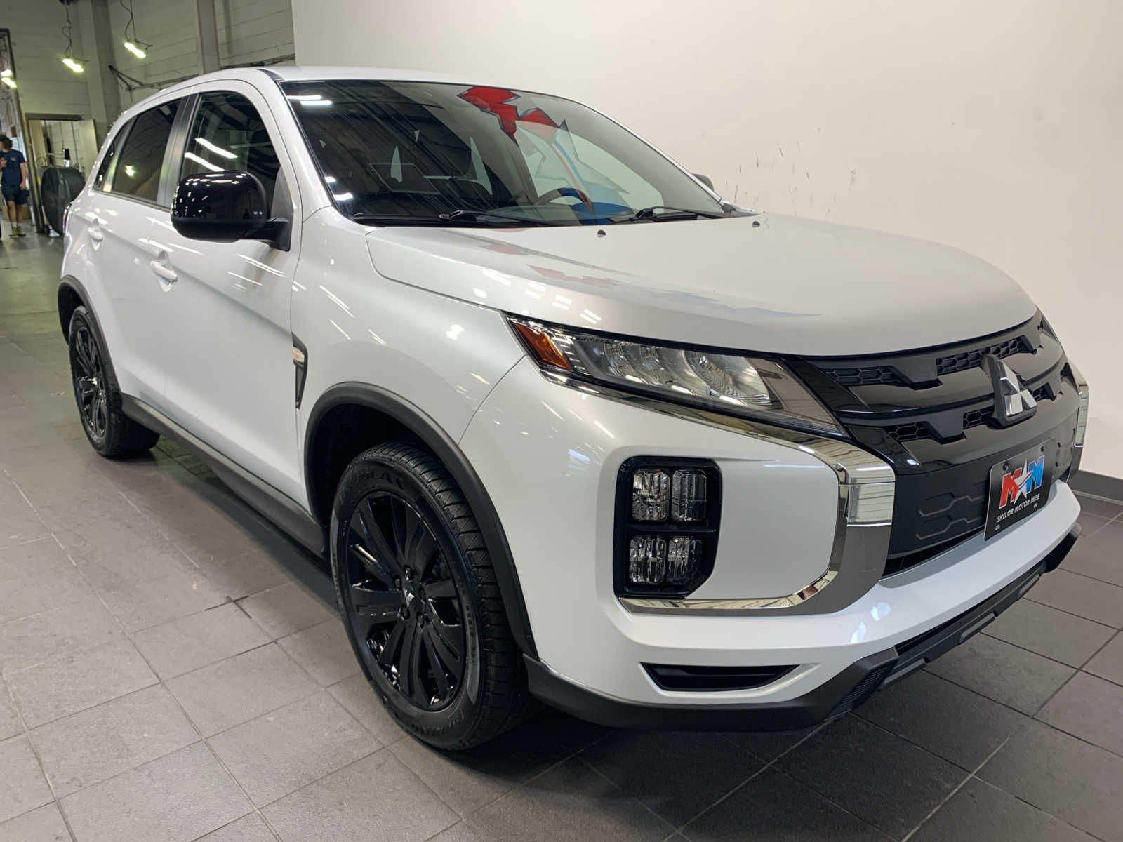 2023 Mitsubishi Outlander Sport LE photo 2