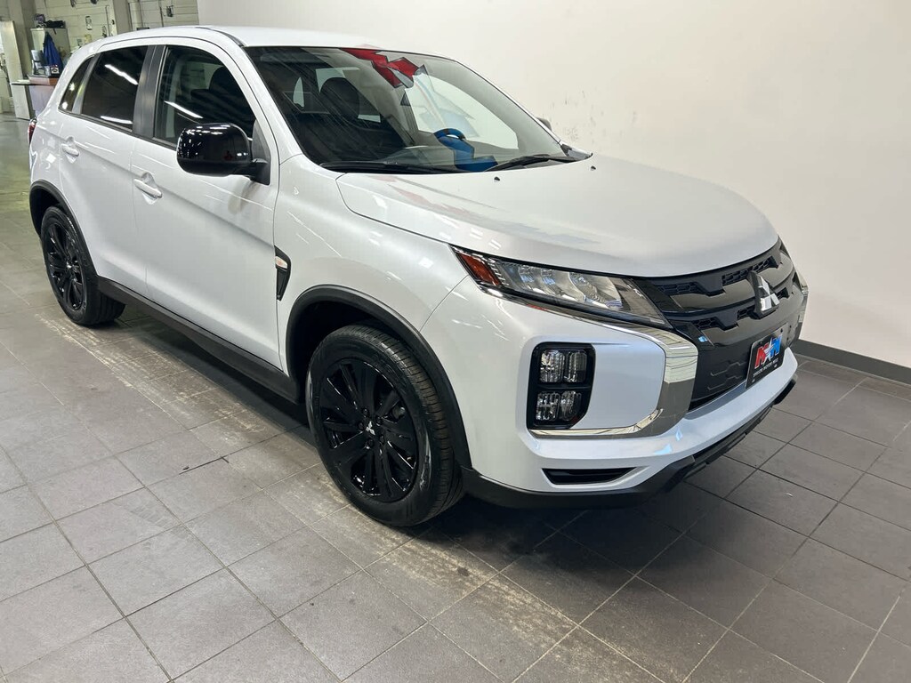 Used 2024 Mitsubishi Outlander Sport 2.0 LE SUV