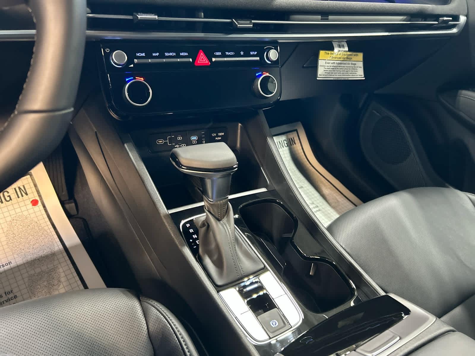 2026 Hyundai Santa Cruz Limited - Photo 8