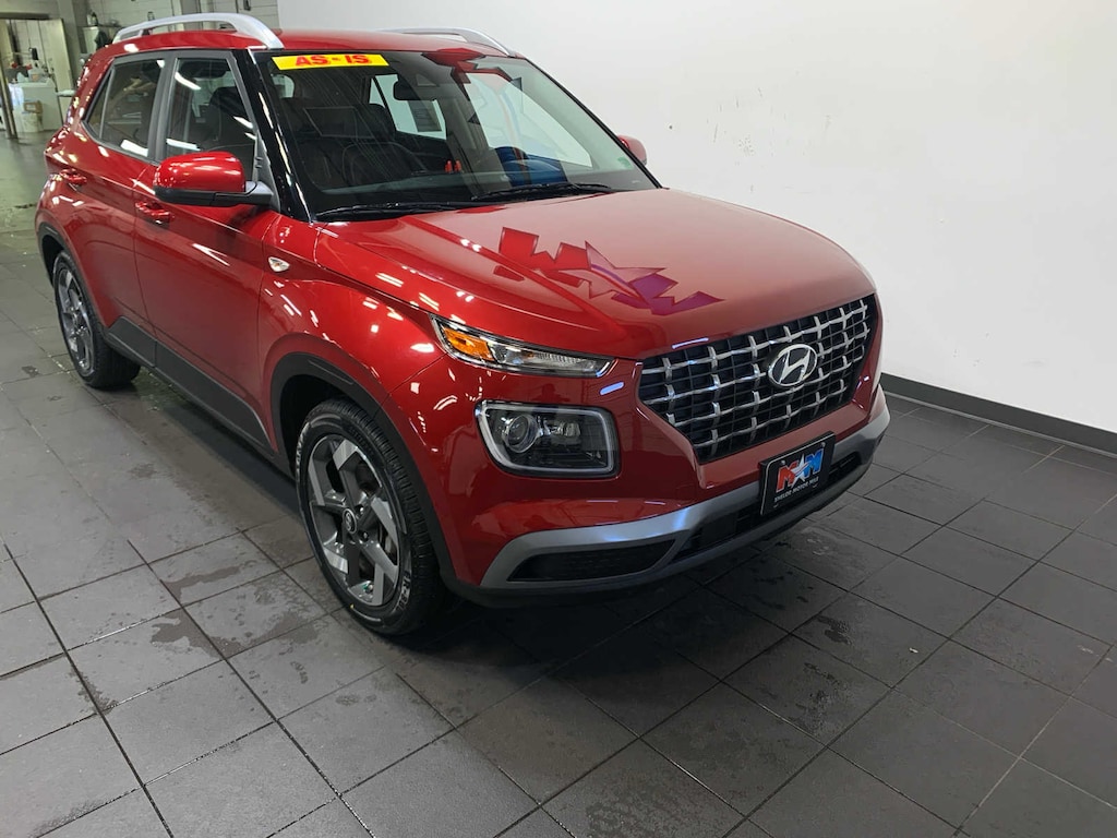 Used 2022 Hyundai Venue Limited SUV