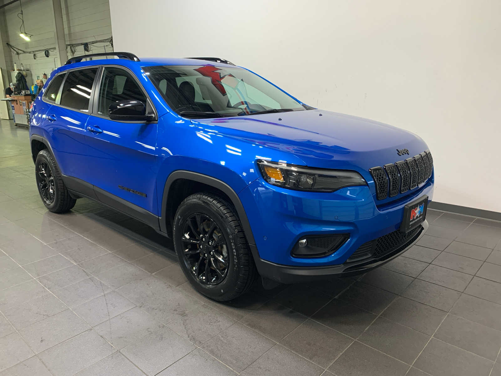 2023 Jeep Cherokee Altitude Lux photo 2