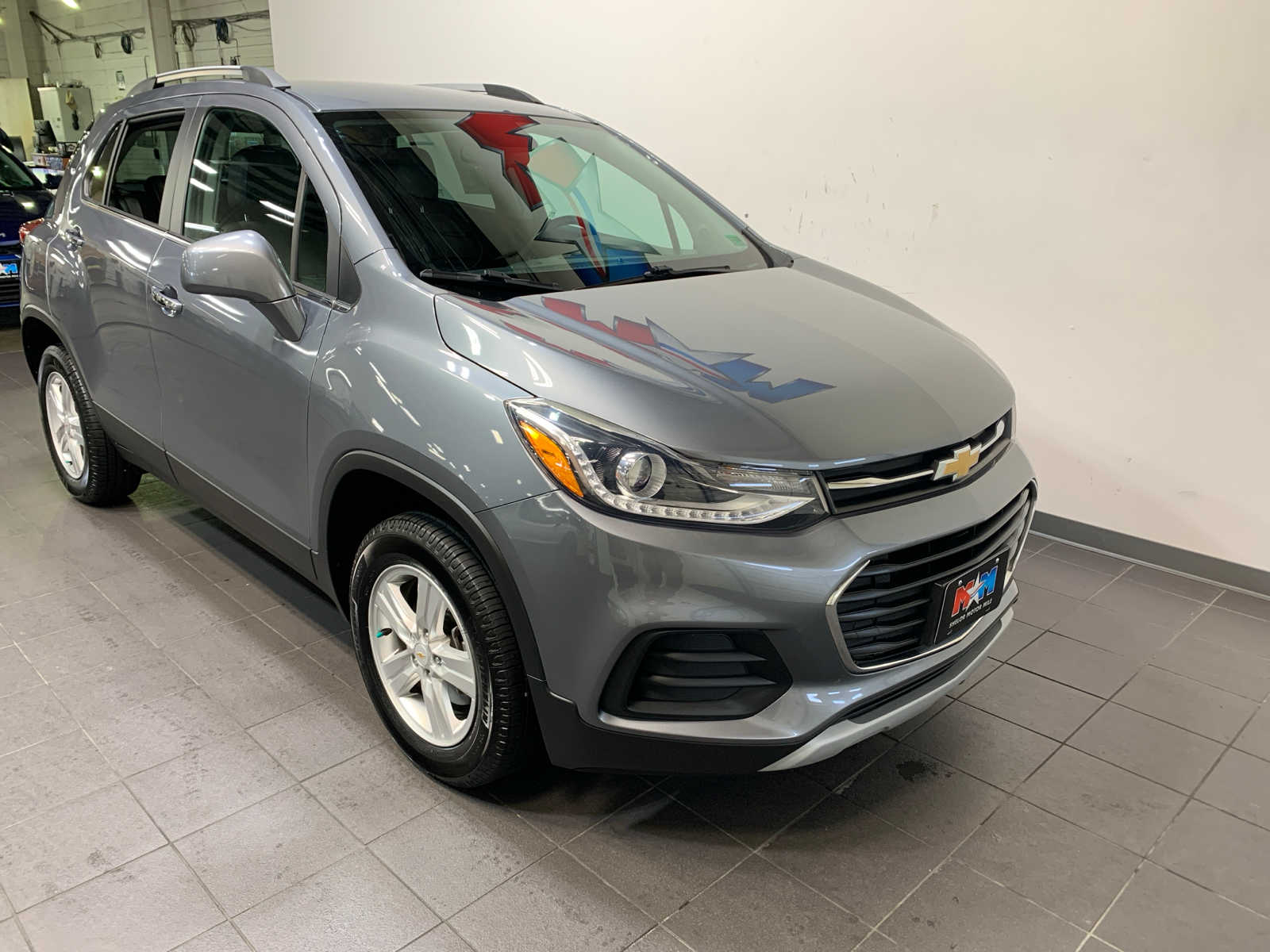 2019 Chevrolet Trax LT photo 2