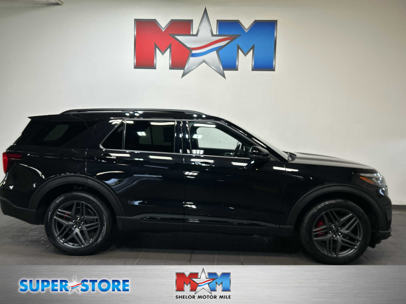 Used 2025 Ford Explorer ST-Line SUV