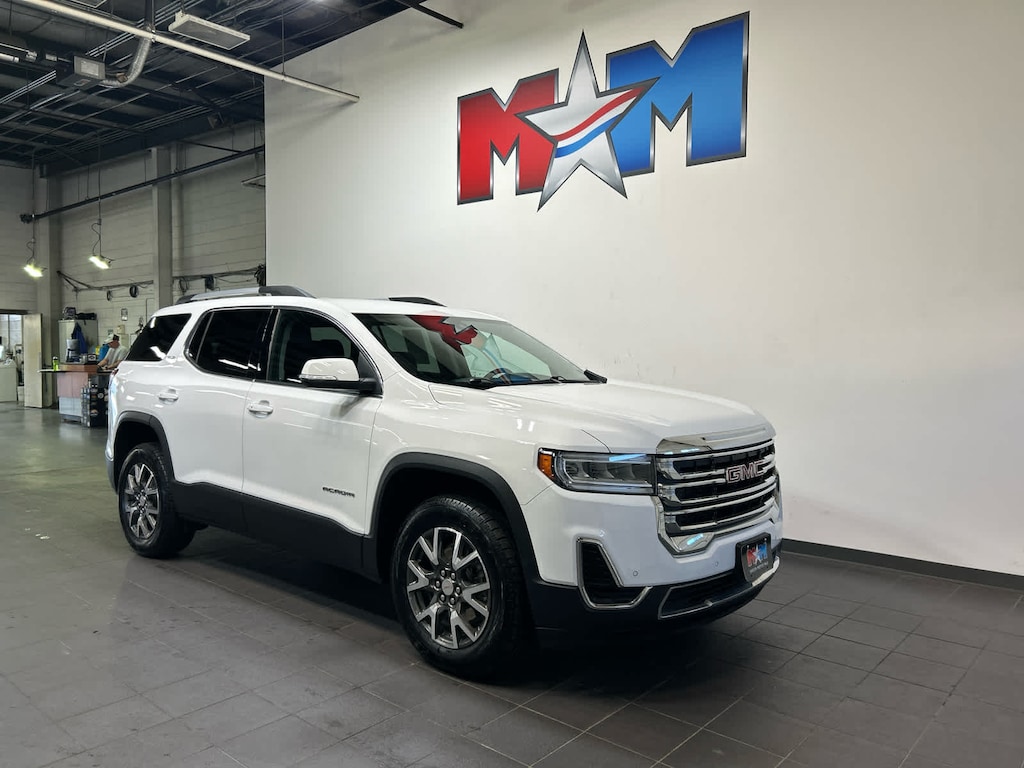 Used 2022 GMC Acadia SLE SUV